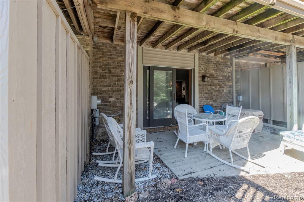 5736 Leeward Court, Clarkston, MI — Photo 25