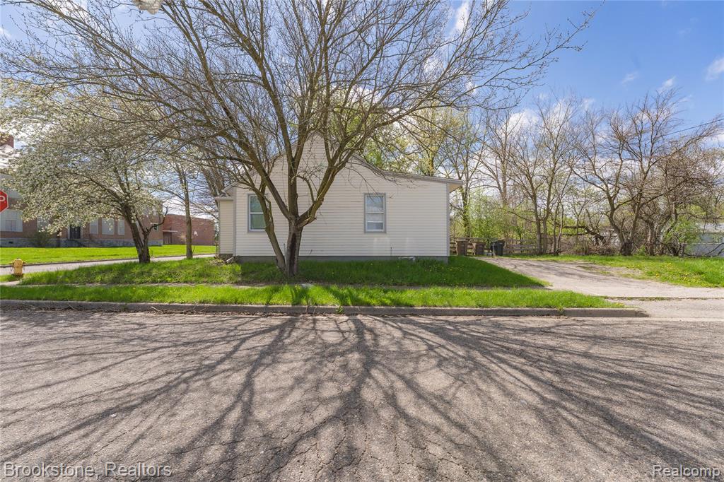 524 Luther Avenue, Pontiac, MI 48341 — Photo 18