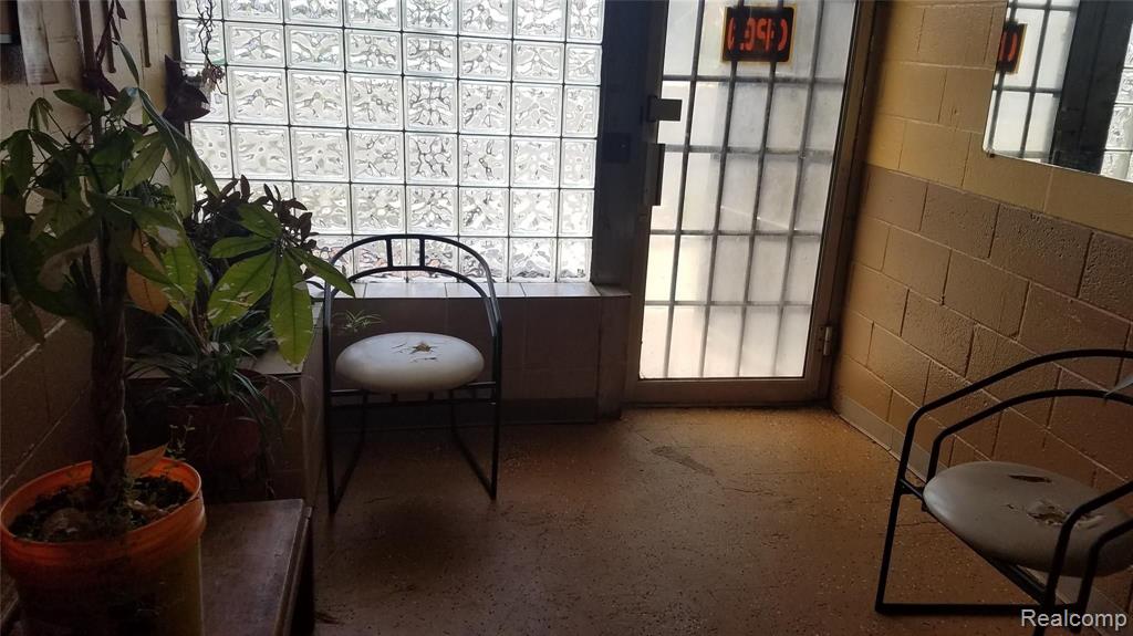 7111 E 7 MILE East Road, Detroit, MI, 48234