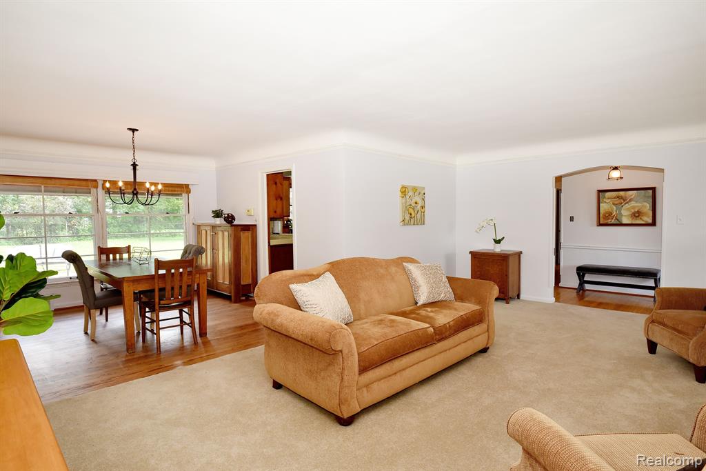 4126 N FULTON Place, Royal Oak, MI 48073 — Photo 5