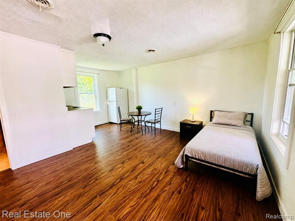 507 Lakeville Road, 7, Leonard, MI 48367 — Photo 2
