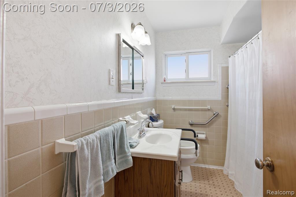 8516 Perrin Avenue, Westland, MI — Photo 23