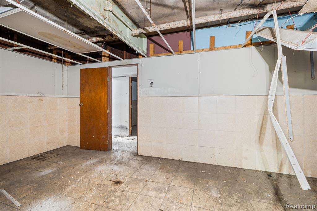 10371 NORTHLAWN Street, Detroit, MI 48204 — Photo 14