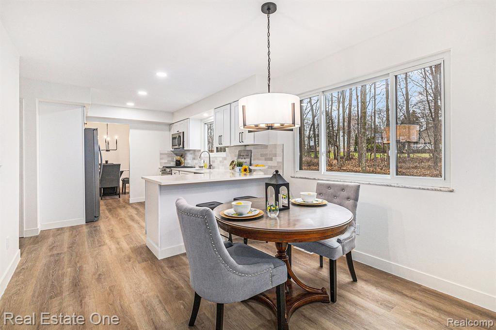8893 S CHRISTINE Drive, Brighton, MI 48114 — Photo 16