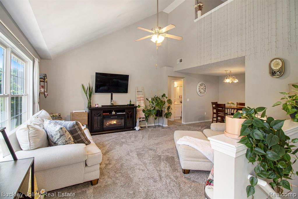 1018 Shiawassee Circle, Howell, MI 48843 — Photo 4