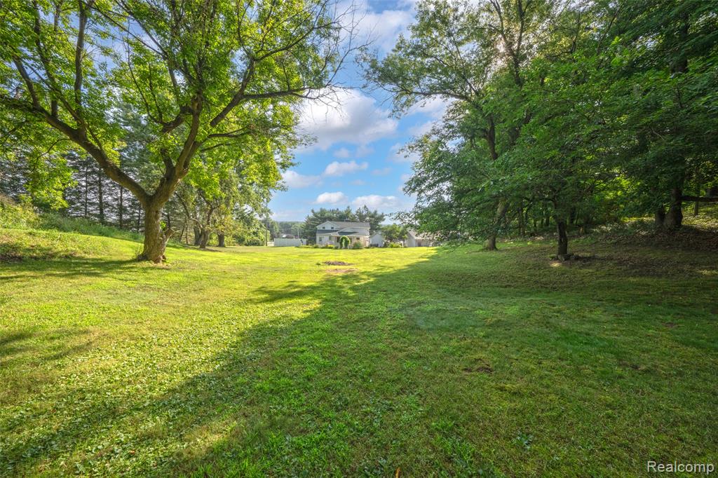 371 N Ortonville Road, Ortonville, MI 48462 — Photo 50