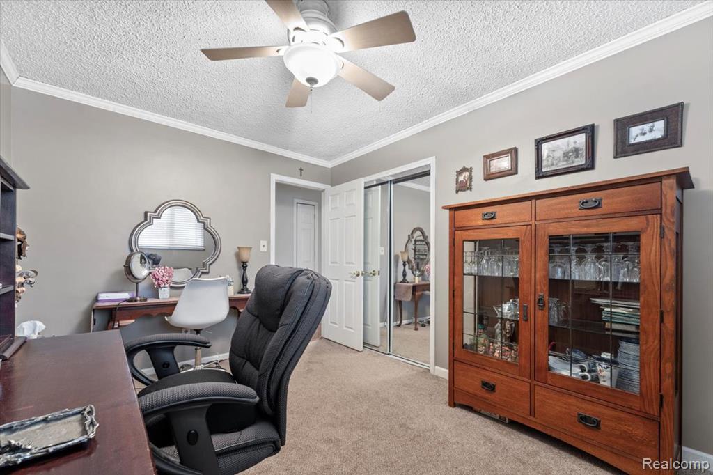 21524 THOROFARE Road, Grosse Ile, MI 48138 — Photo 19