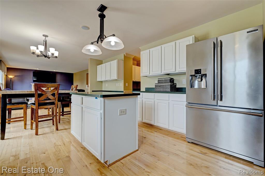 650 Eastlake Trail, Oxford, MI 48371 — Photo 11