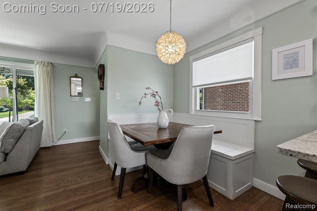 502 W Sunnybrook Drive, Royal Oak, MI 48073 — Photo 9