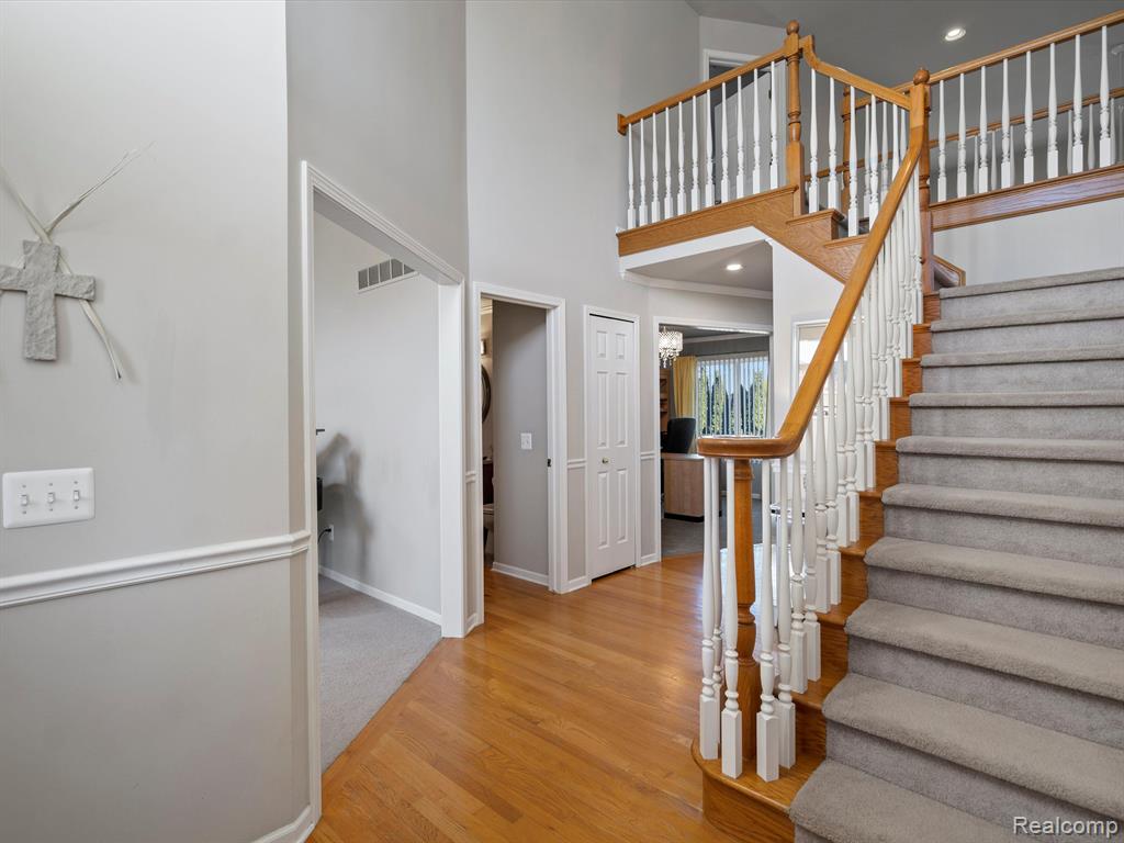 46490 MARINER Drive, Macomb, MI 48044 — Photo 4