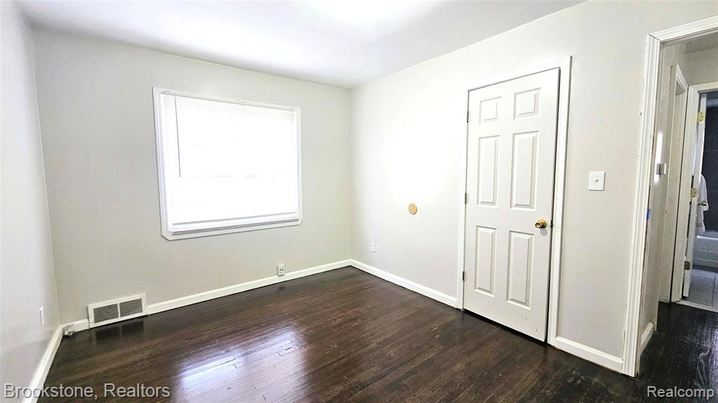 5205 Cadieux Road, Detroit, MI 48224 — Photo 15