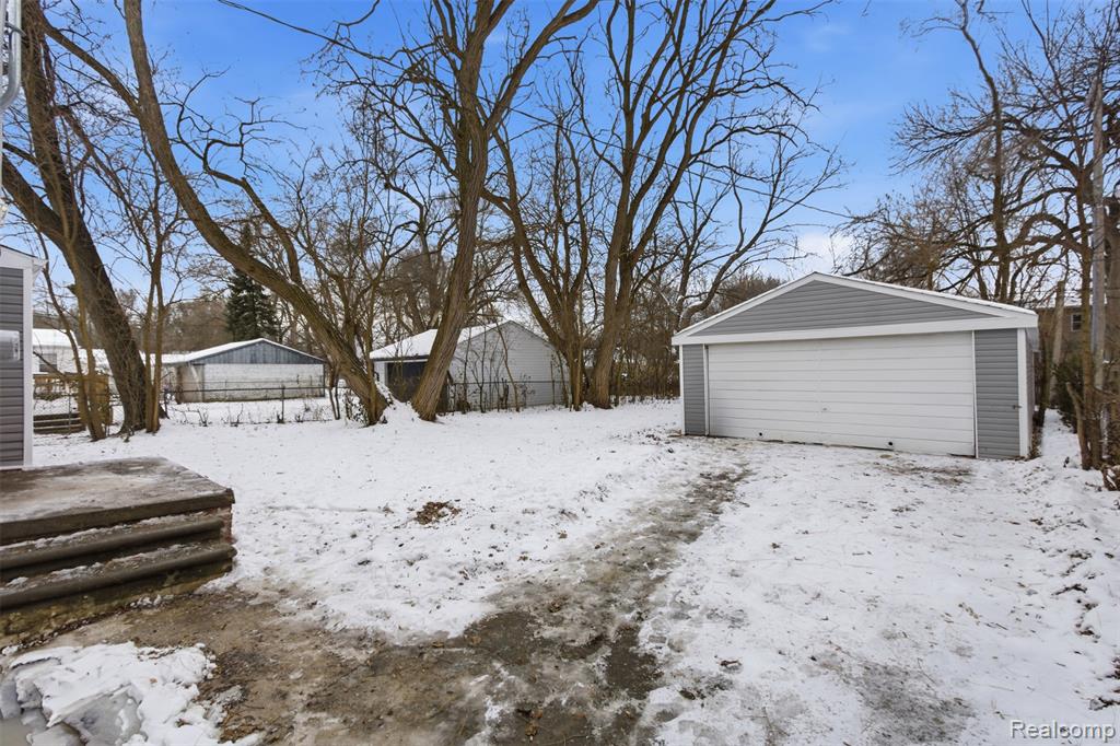 16557 Lenore, Detroit, MI 48219 — Photo 19