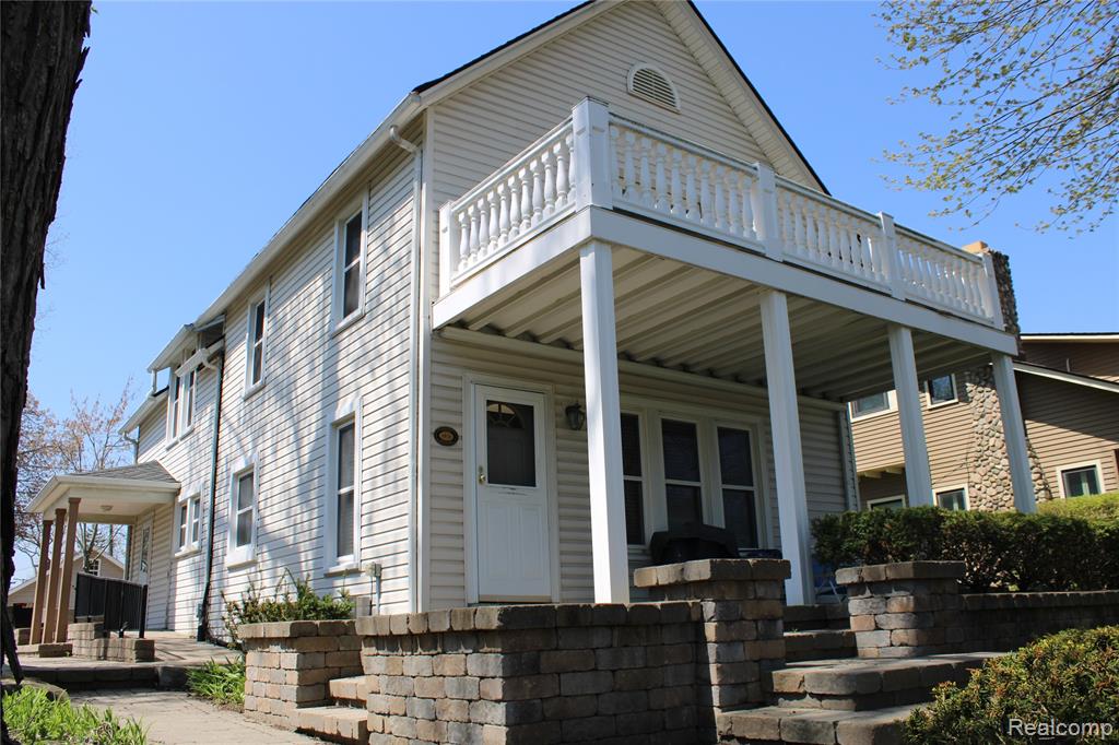 815 N Main Street, Rochester, MI 48307 — front exterior