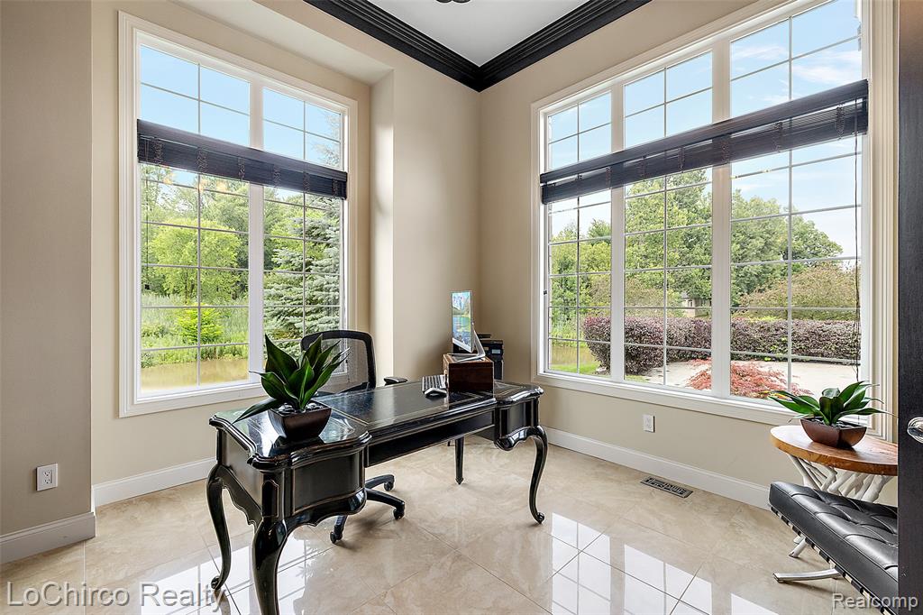 55223 Meadow Ridge Court, Shelby Twp, MI 48316 — Photo 29
