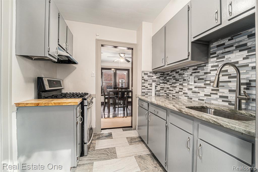 5056 Somerset Avenue, Detroit, MI 48224 — Photo 12