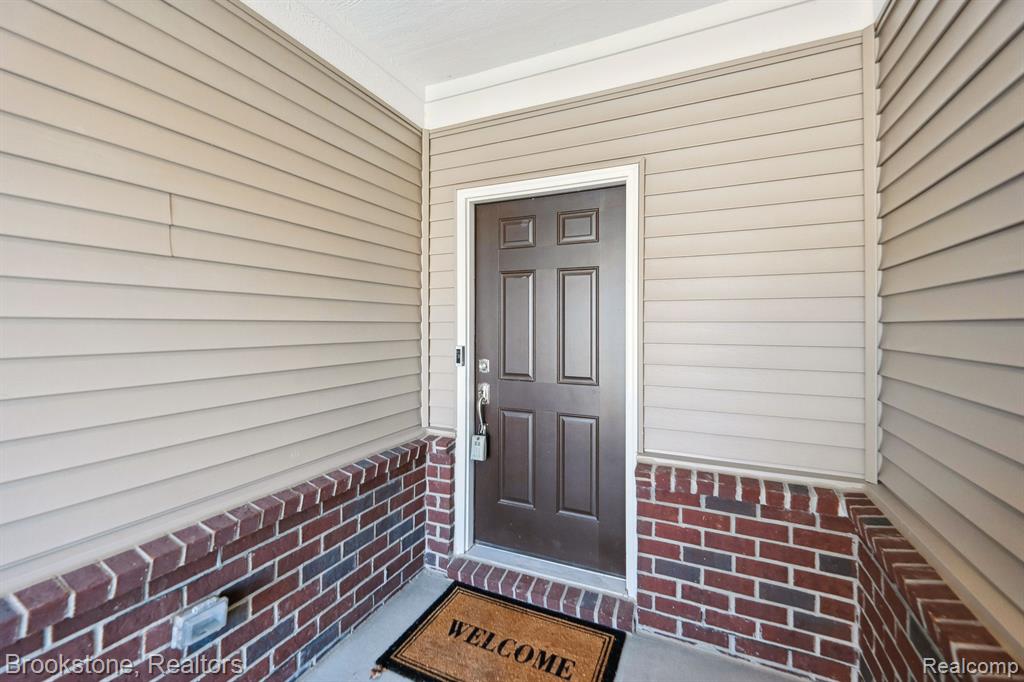 527 HOLMDALE Way, Ann Arbor, MI 48108 — Photo 5