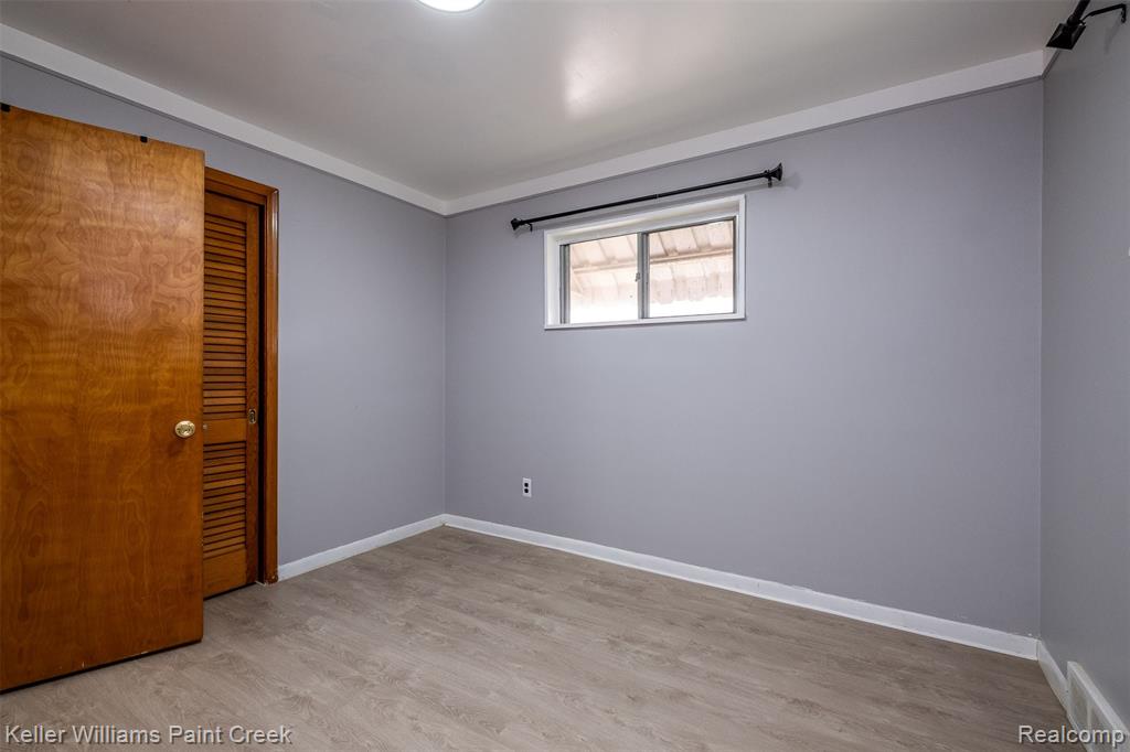 5134 Canterbury Lane, Warren, MI 48092 — Photo 23