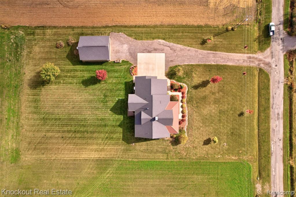 9351 Lange Road, Birch Run, MI 48415 — Photo 68