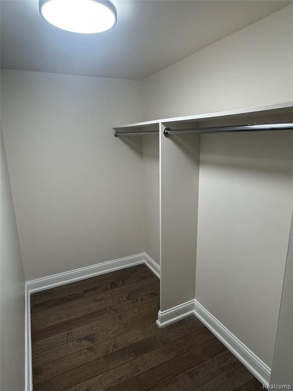 250 E Harbortown Drive, 905, Detroit, MI 48207 — Photo 24