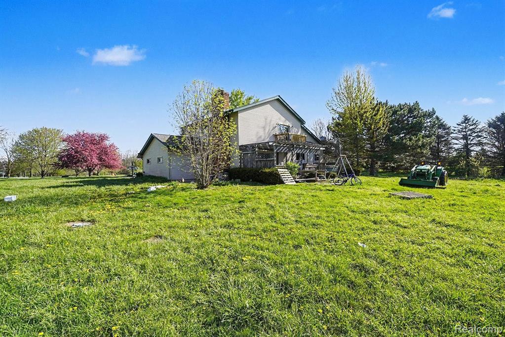 7255 Lahring Road, Gaines Vlg, MI 48436 — Photo 23