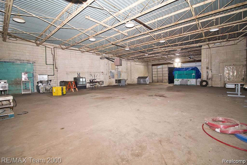 8401 W Chicago, Detroit, MI 48204 — Photo 11