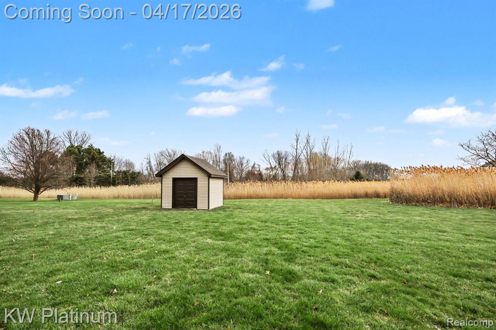 29124 Lesnau Court, Chesterfield, MI 48047 — Photo 32