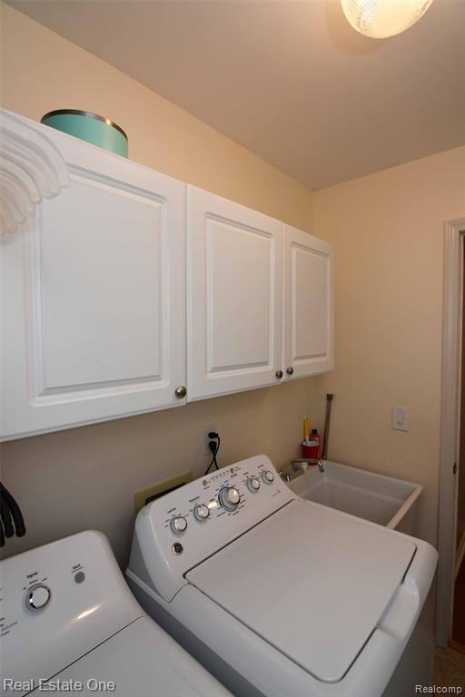 42388 Shulock Drive, Clinton Twp, MI 48038 — Photo 22