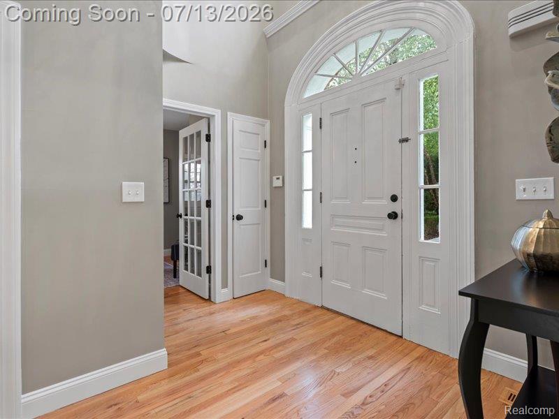 6420 Commerce Road, West Bloomfield, MI 48324 — Photo 3