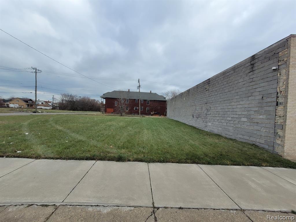 8840 VAN DYKE Street, Detroit, MI 48213 — Photo 4