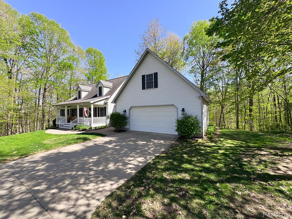 611 Vista Del Sol, Lapeer, MI 48446 — Photo 3