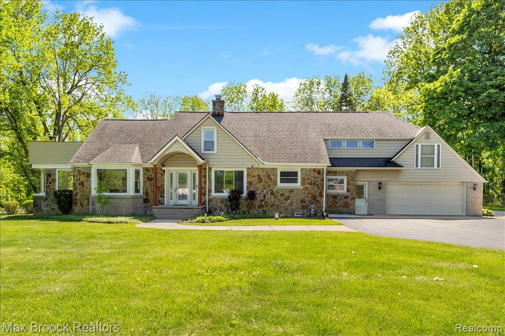 43747 Woodward Avenue, Bloomfield Hills, MI 48302 — front exterior