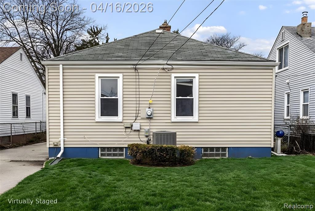 21330 Caledonia Avenue, Hazel Park, MI 48030 — Photo 18