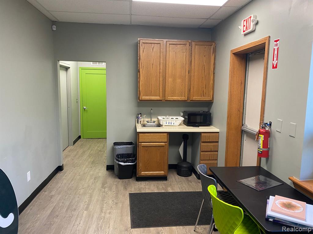 525 E Kalamazoo Avenue, Kalamazoo, MI 49007 — Photo 7