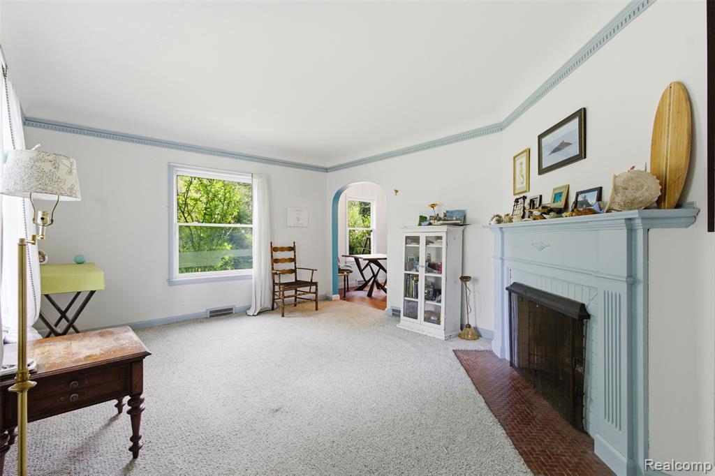 85 Hill Circle Drive, Waterford, MI 48328 — Photo 6