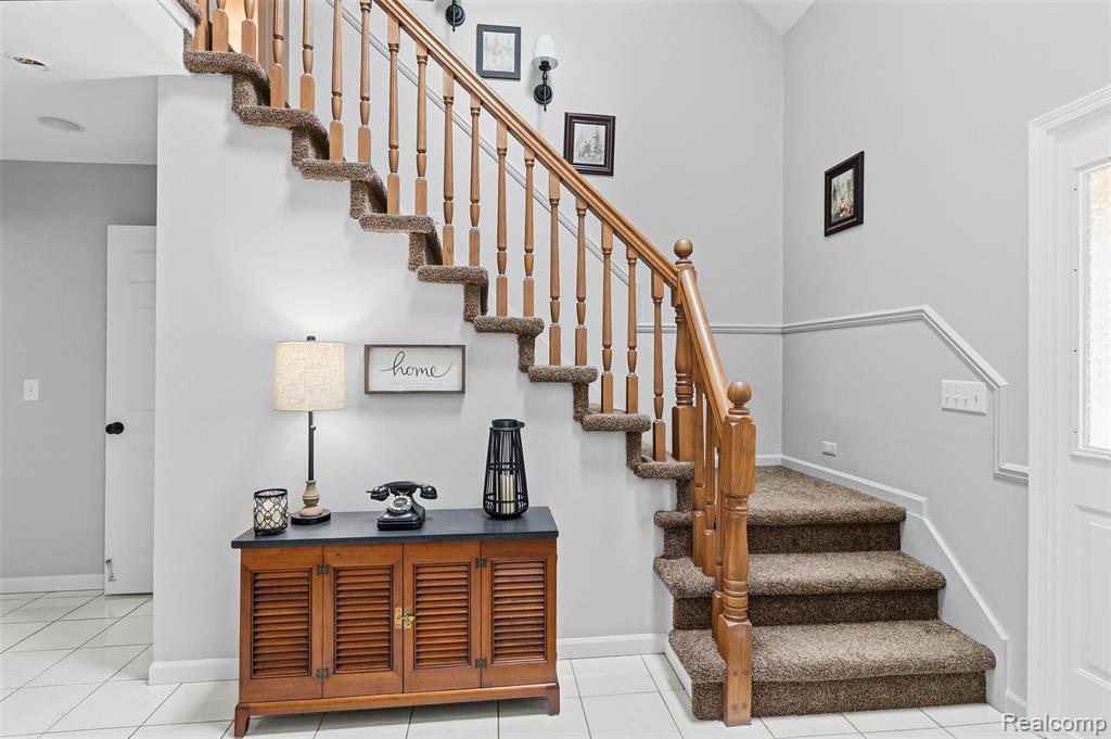 9641 Rolling Greens Drive, Pinckney, MI 48169 — Photo 4