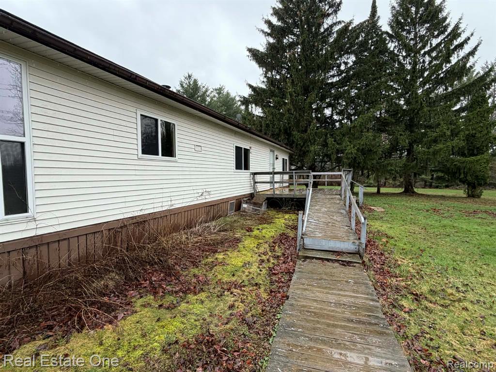 1653 E Pinconning Road, Pinconning, MI 48650 — Photo 12