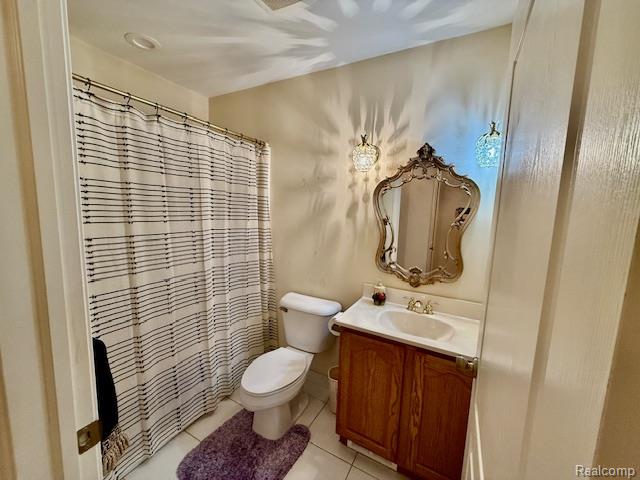 889 Cronkite Drive, Lake Orion, MI 48362 — Photo 18
