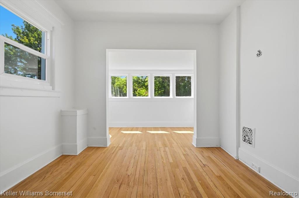 693 Calvert Street, Detroit, MI 48202 — Photo 28