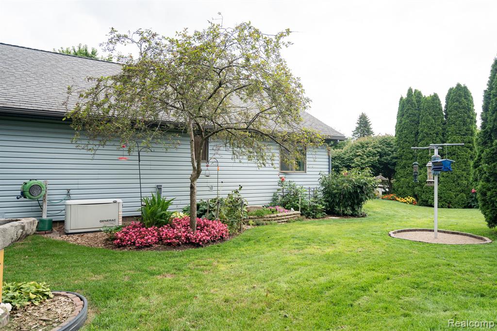 8637 Brazos Court, White Lake, MI — Photo 44