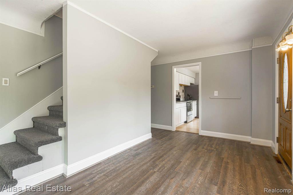 10493 Green Road, Goodrich Vlg, MI — Photo 11