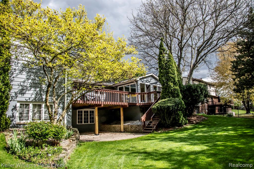 939 Biggers Court, Rochester Hills, MI 48309 — Photo 27