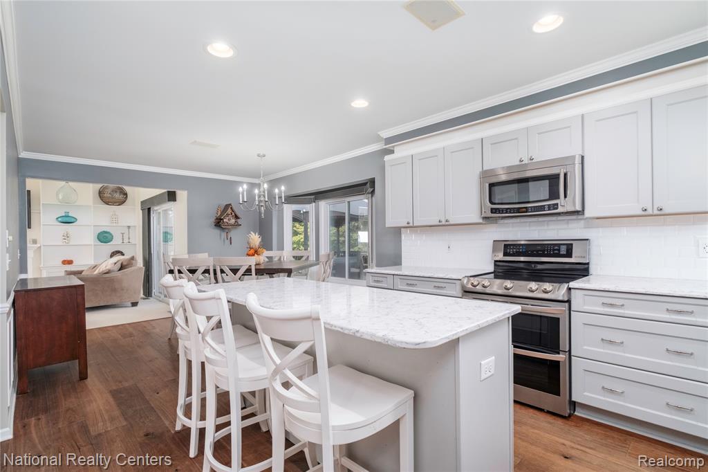 9859 Aylebury Drive, South Lyon, MI 48178 — Photo 26