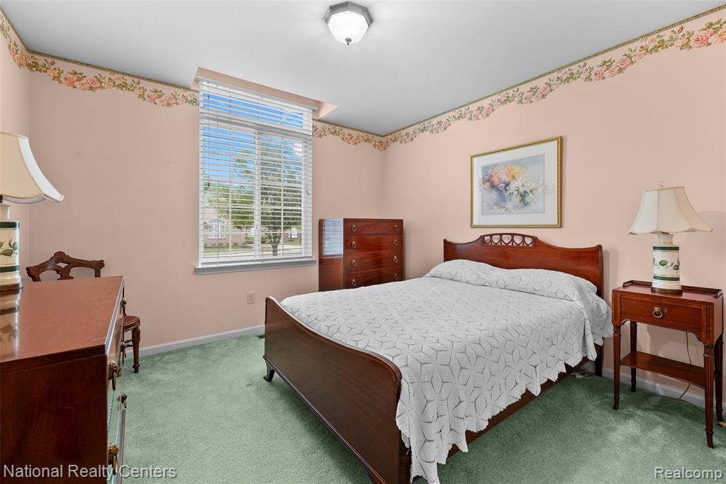 49455 N Glacier Avenue, 43, Northville, MI 48168 — Photo 22
