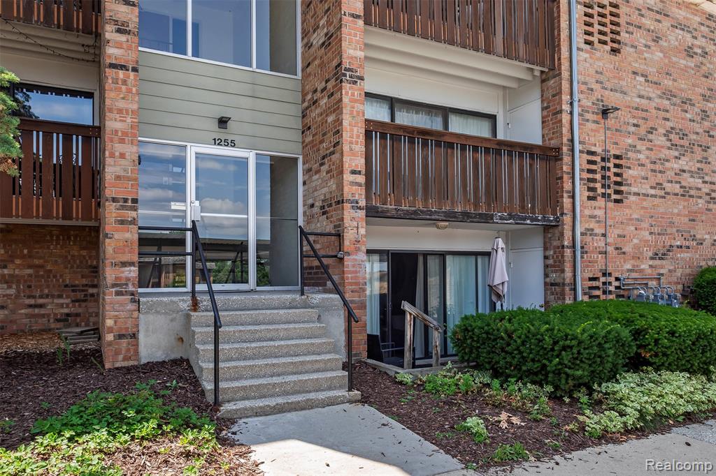 1255 S Maple Road, 101, Ann Arbor, MI 48103 — Photo 4