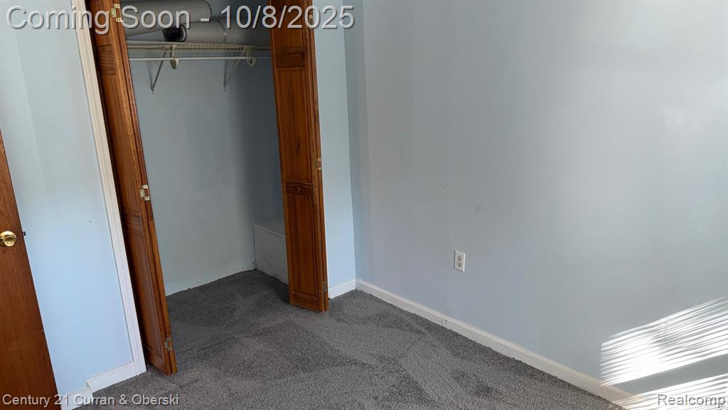 8244 Lenore Street, Dearborn Heights, MI 48127 — Photo 11