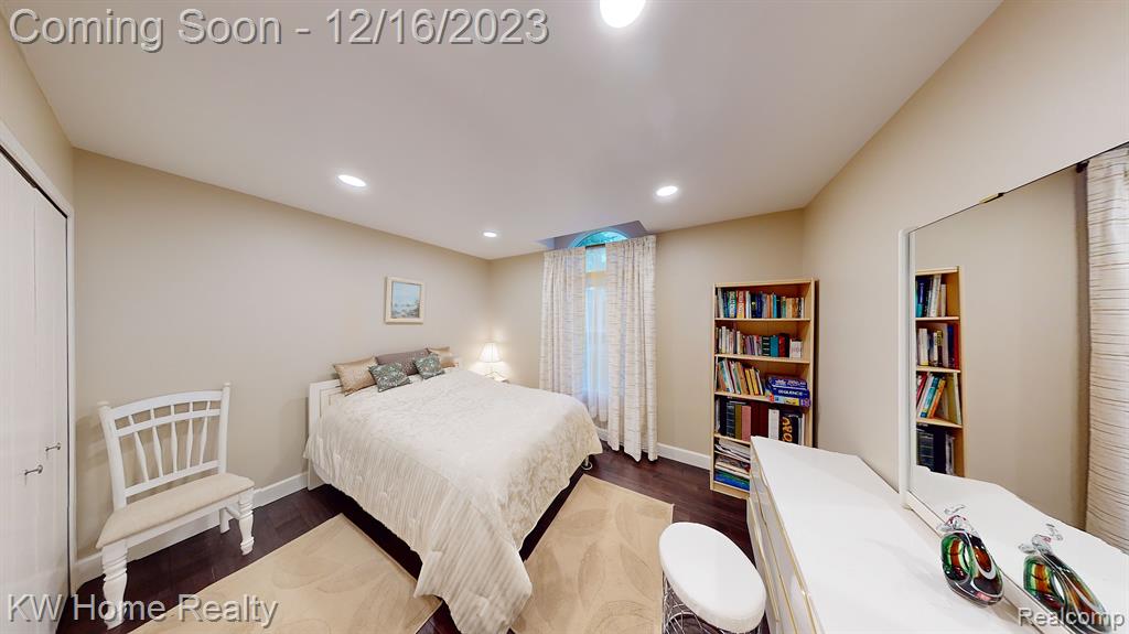 190 WINDING Brook, Commerce Twp, MI 48390 — Photo 20