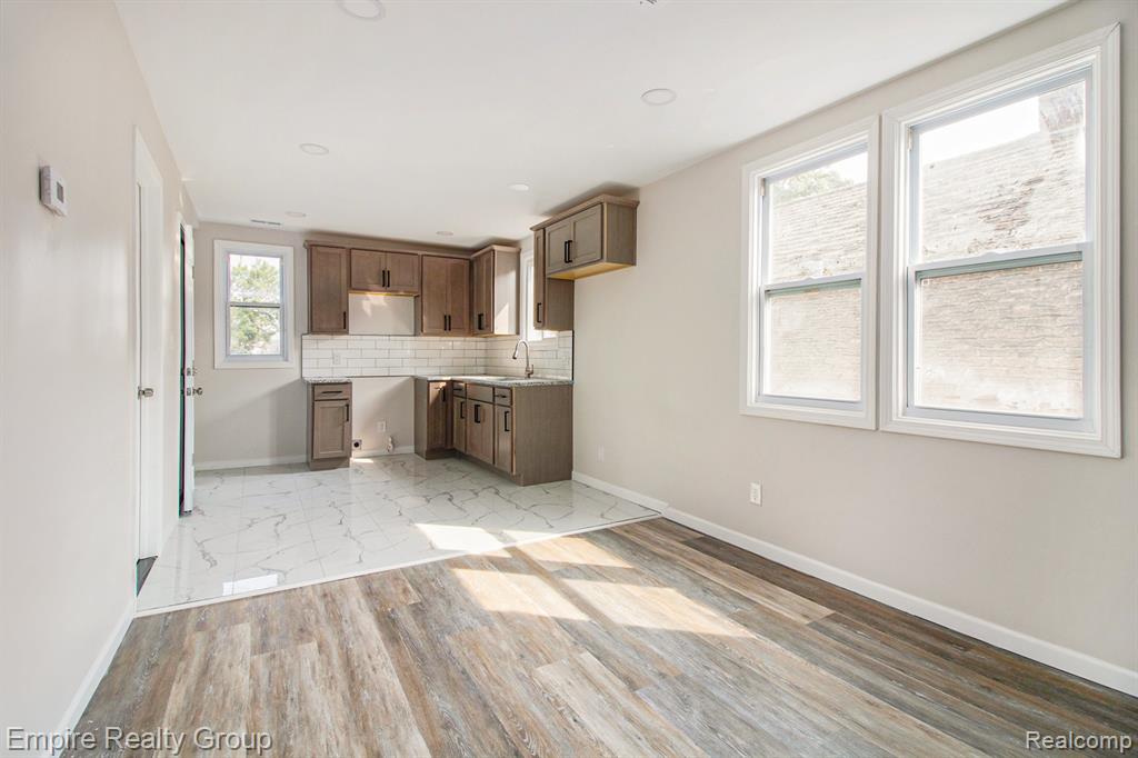 8366 Navy Street, Detroit, MI 48209 — Photo 10
