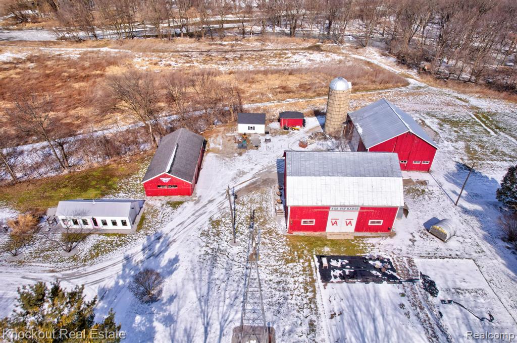 5383 Riverview Drive, Bridgeport, MI 48722 — Photo 80