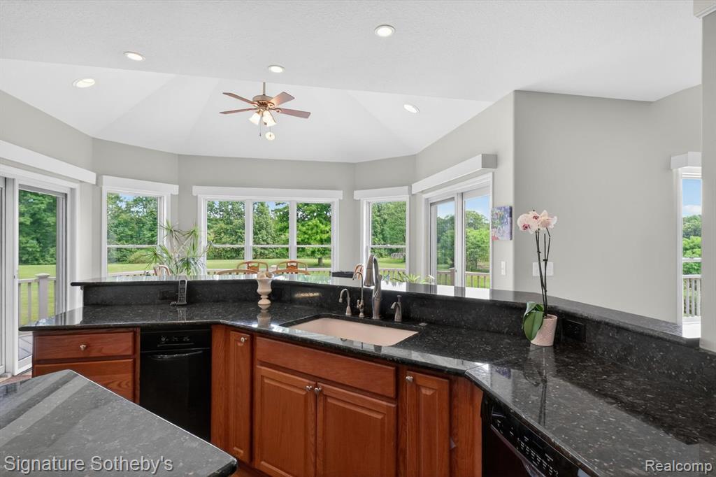 12700 Shaffer Road, Davisburg, MI 48350 — Photo 18