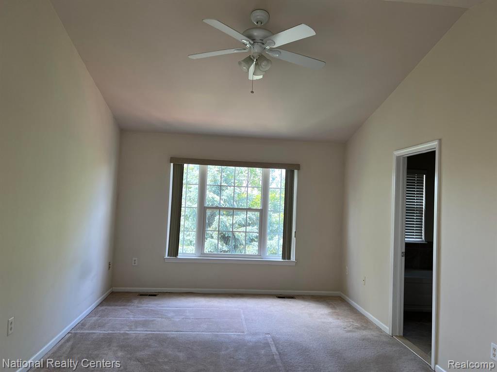 41876 YEATS Drive, Novi, MI — Photo 16